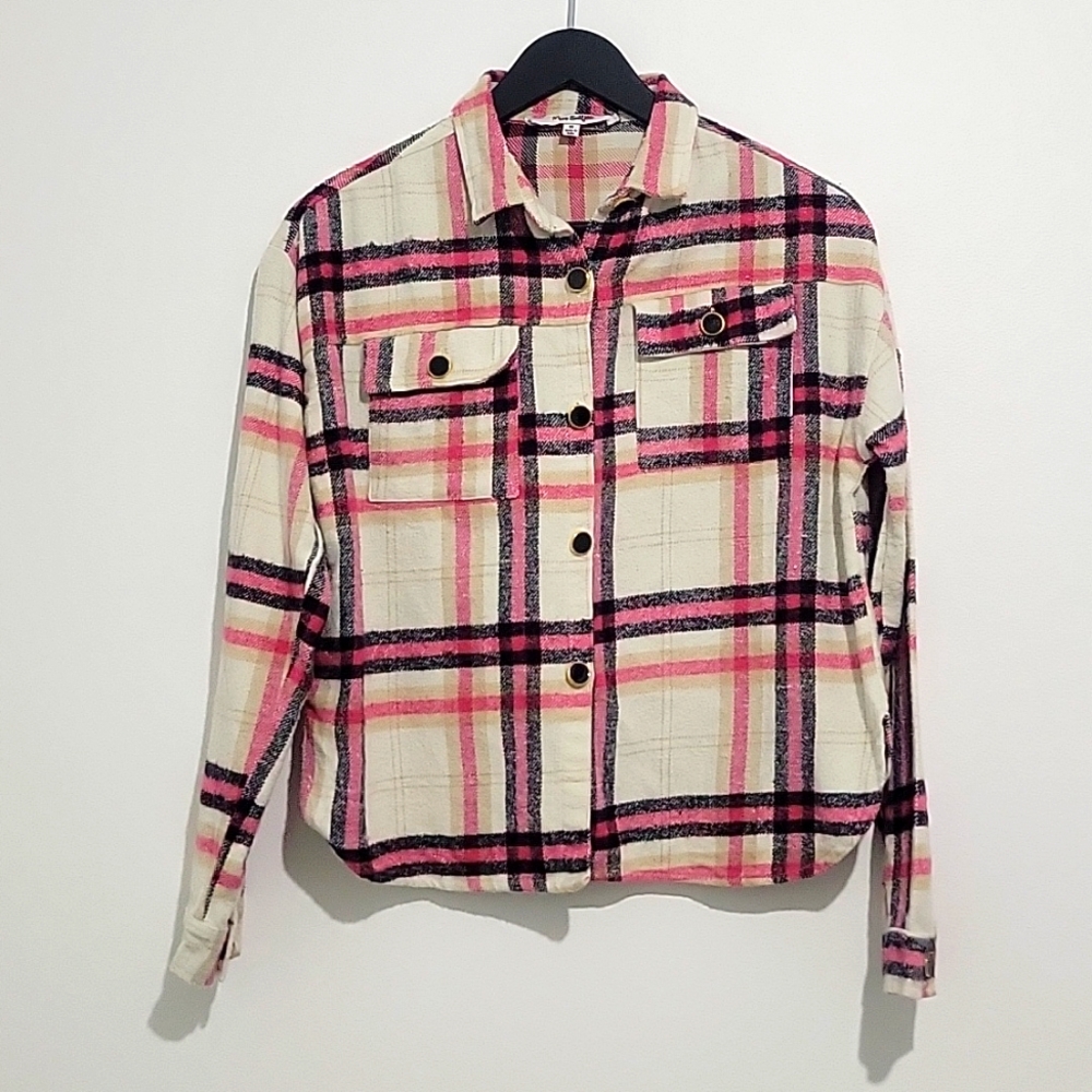MISS SELFIE WOMEN'S FLANNEL PLAID BUTTON DOWN COLLARD SHAKET SHIRT  PIN…